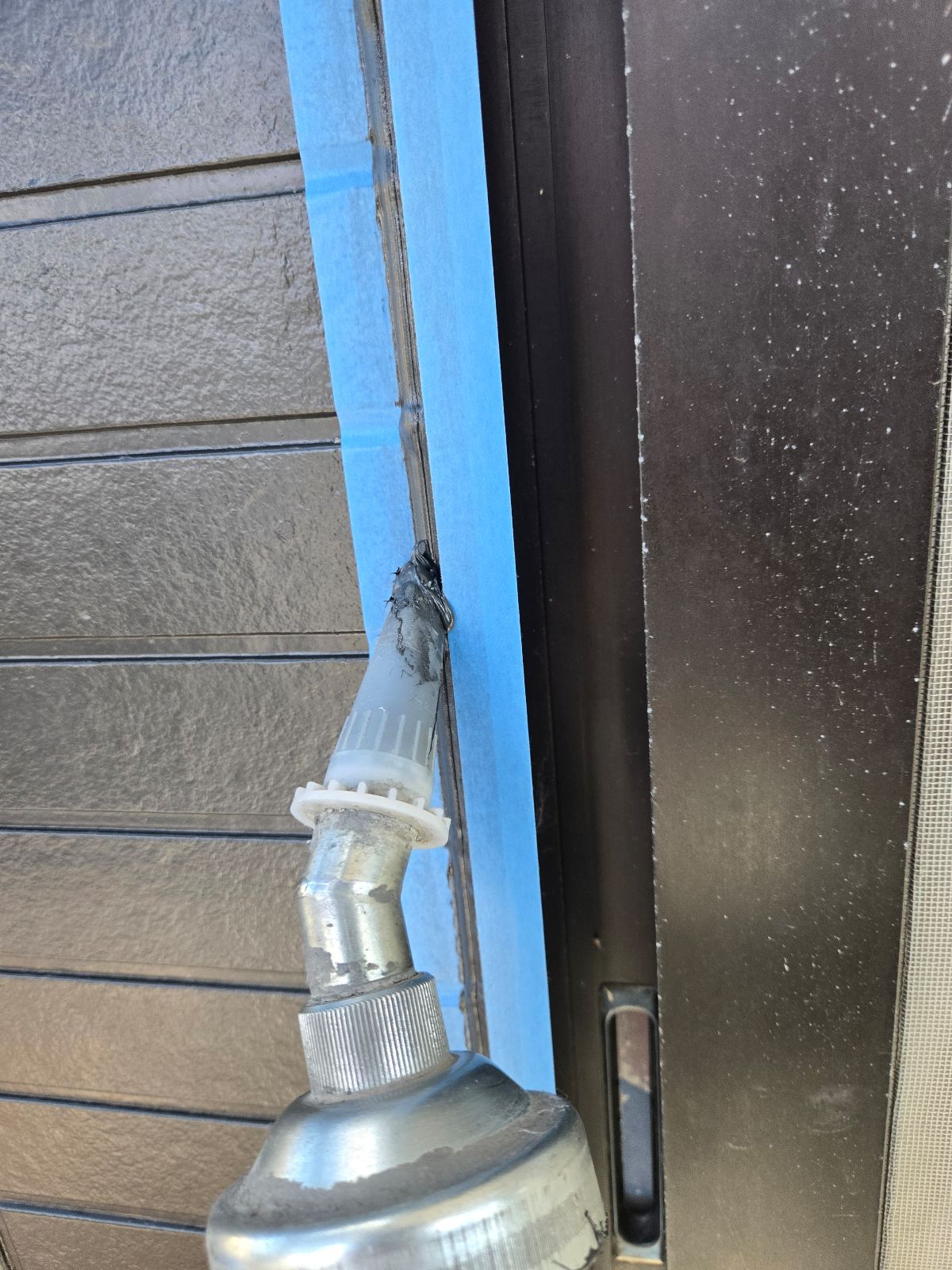 化粧シーリング充填