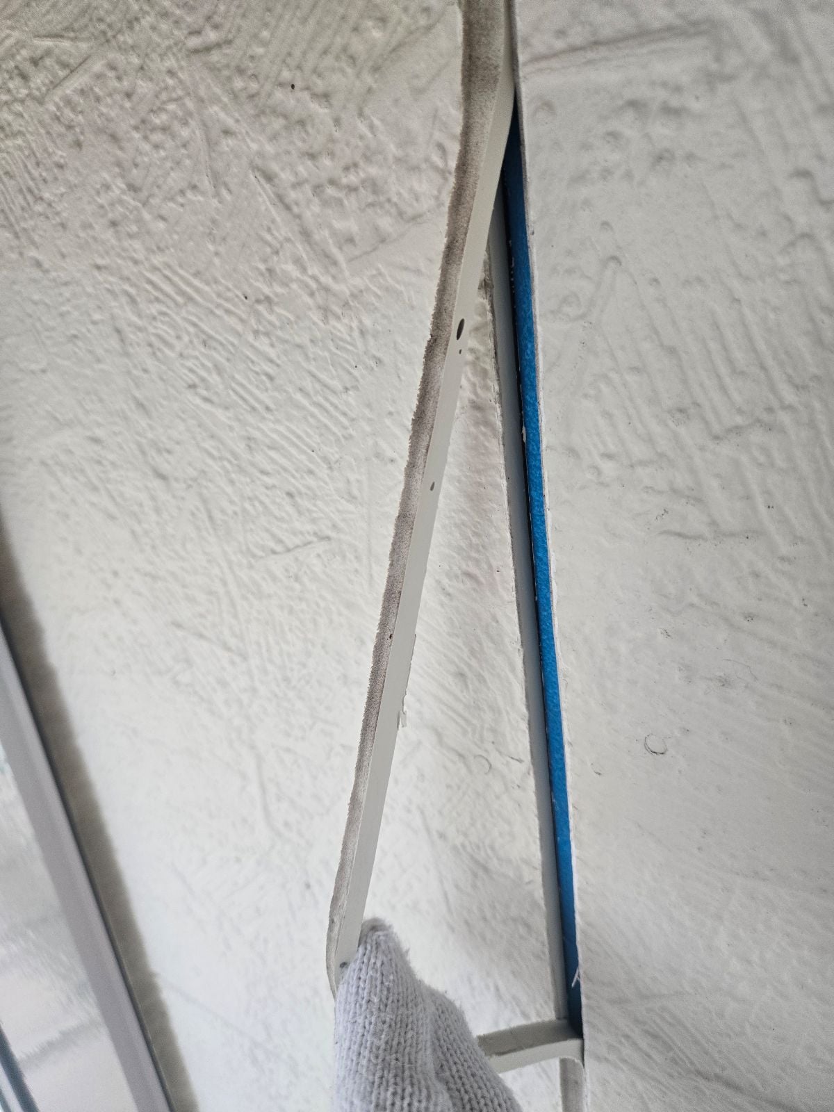 既存目地シーリング撤去