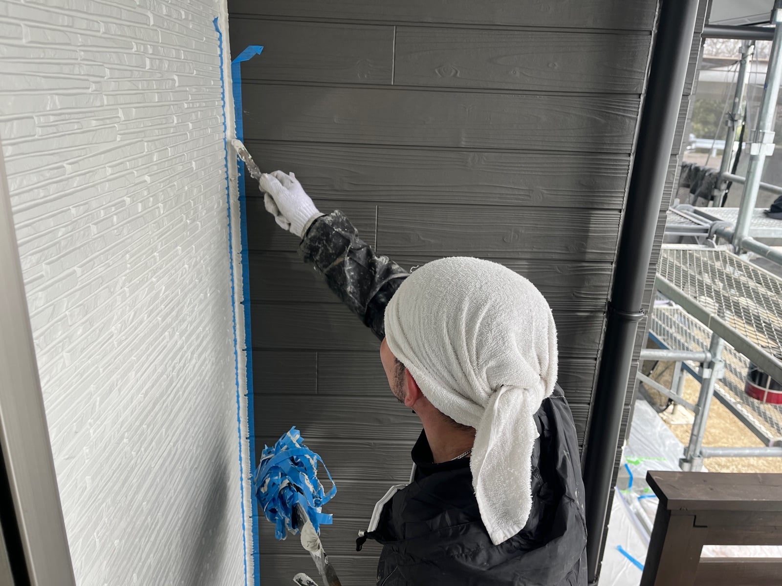 シーリング打ち